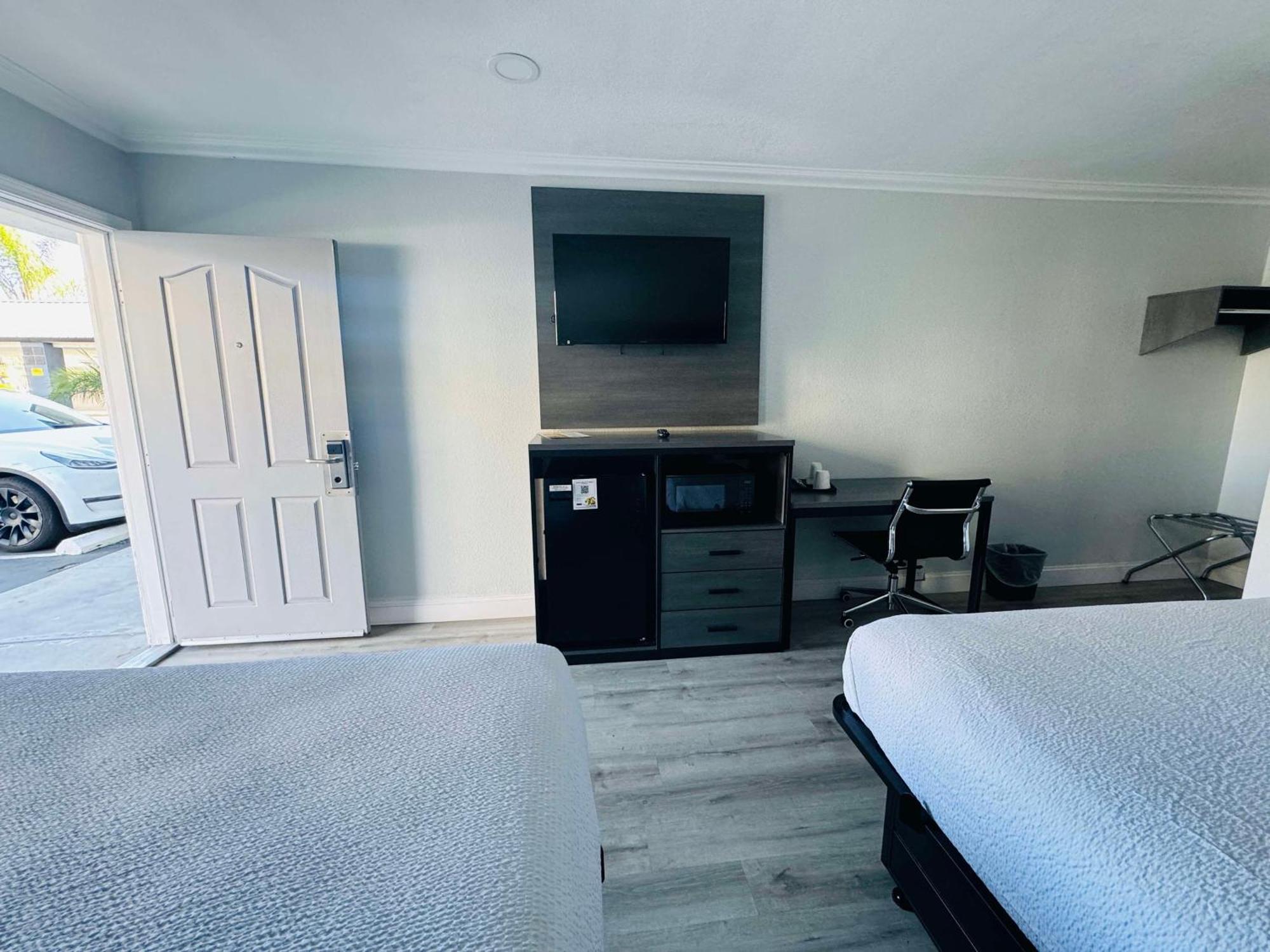 Surestay By Best Western Fresno Central Eksteriør bilde