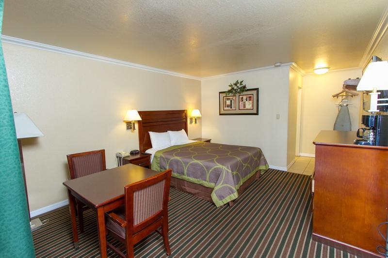Surestay By Best Western Fresno Central Eksteriør bilde