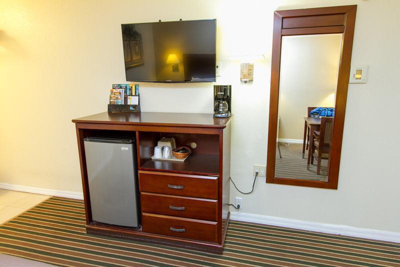 Surestay By Best Western Fresno Central Eksteriør bilde